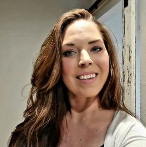 Meet your Posher, Shawna